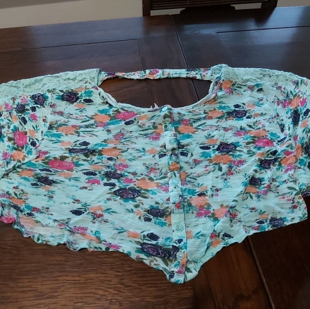 KIRRA TOP //B2
